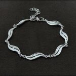 Yaprak Modeli Gümüş Bileklik